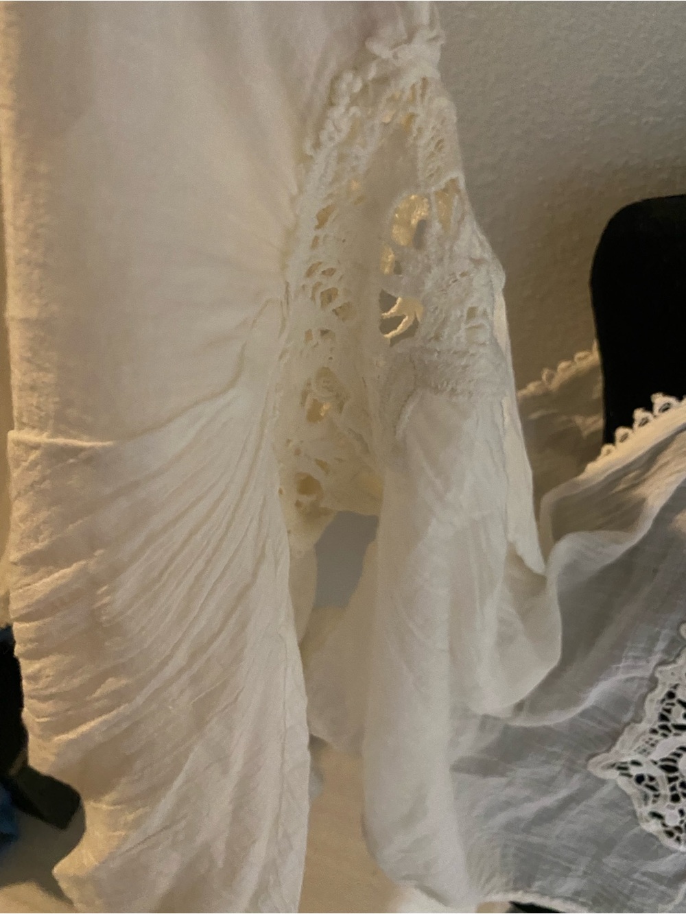 Free People” Lace-White Spaghetti Strap Women's gausey blouse, open wide sleeves - Picture 8 of 8